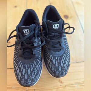 Brand new Under Armour Women’s Sneakers 8.5